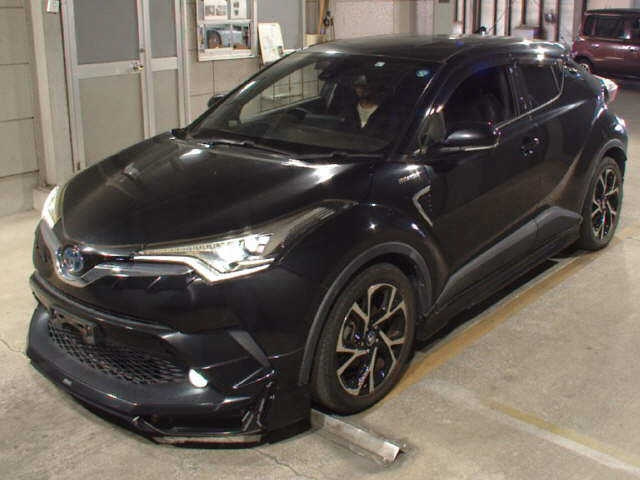 TOYOTA C-HR 2017