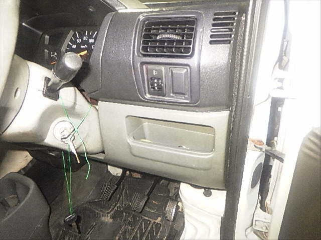 MITSUBISHI MINICAB TRUCK 2009