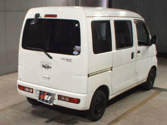 DAIHATSU HIJET VAN 2009