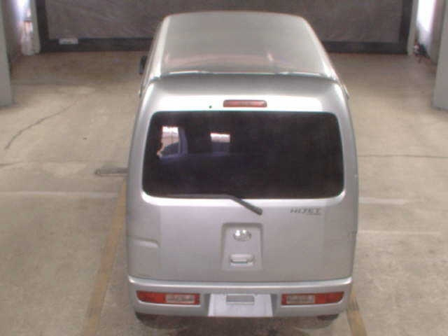 DAIHATSU HIJET VAN 2010