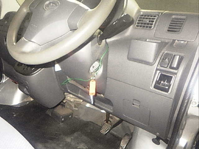 DAIHATSU HIJET VAN 2010