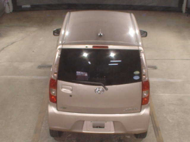 DAIHATSU MOVE 2013