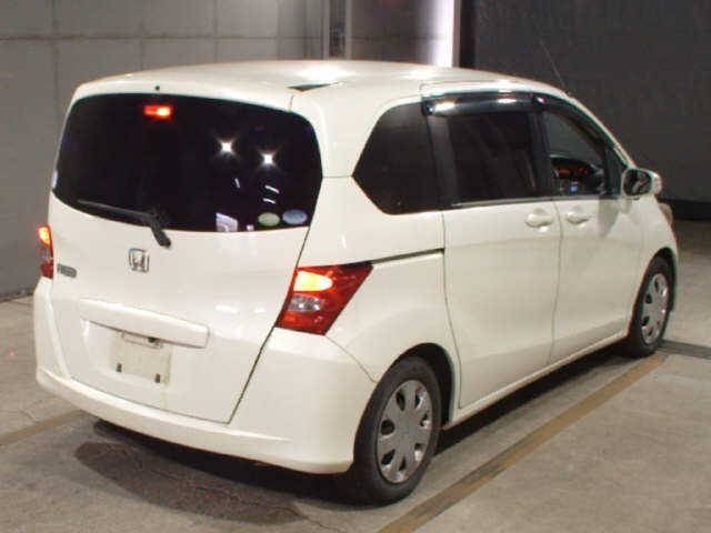 HONDA FREED 2008