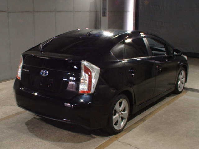 TOYOTA PRIUS 2014