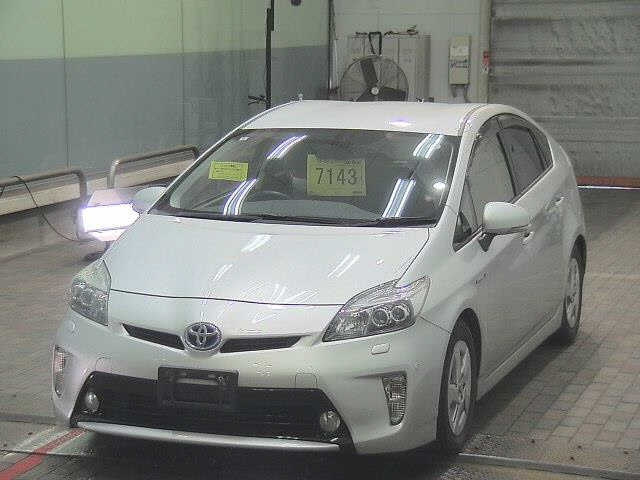 TOYOTA PRIUS 2012