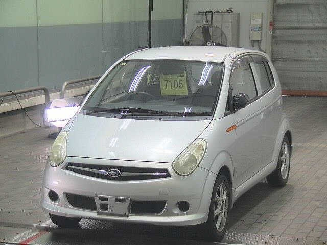 SUBARU R2 2010