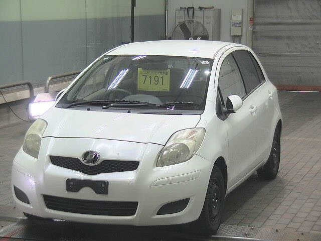TOYOTA VITZ 2008