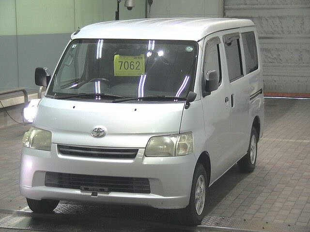 TOYOTA LITE ACE VAN 2015