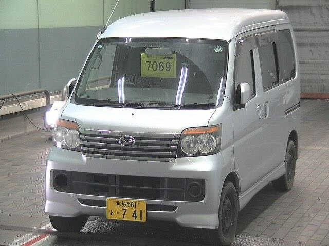 DAIHATSU ATRAI WAGON 2011