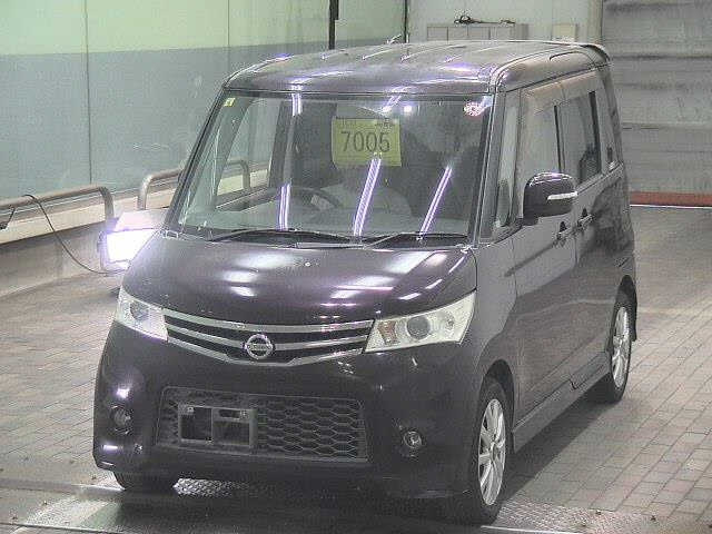 NISSAN ROOX 2010