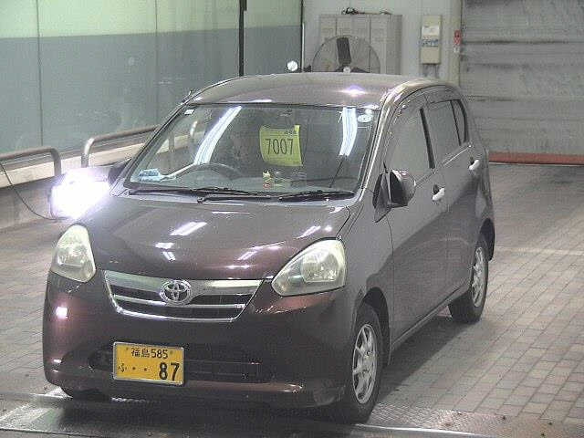 TOYOTA PIXIS EPOCH 2012