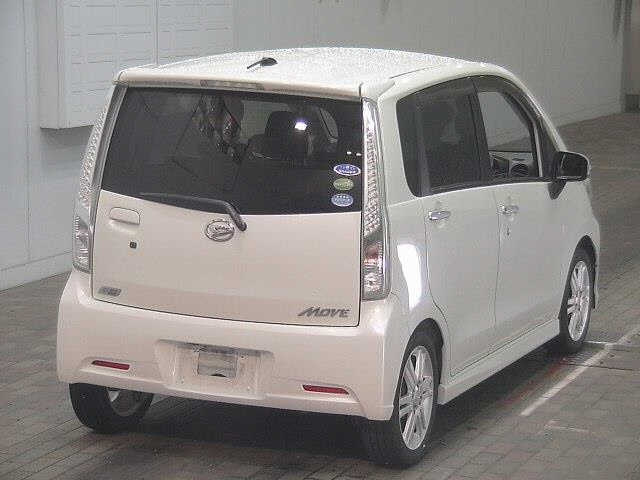 DAIHATSU MOVE 2013