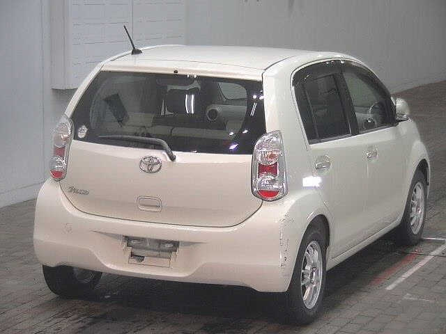 TOYOTA PASSO 2010
