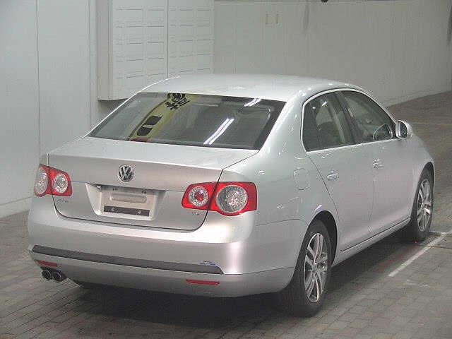 VOLKSWAGEN JETTA 2008