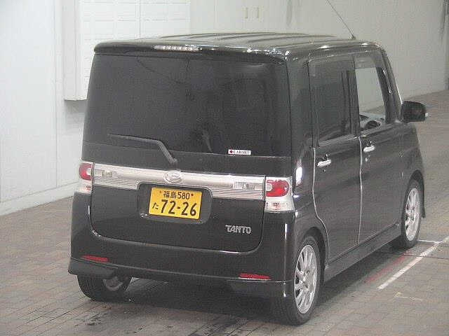 DAIHATSU TANTO 2009