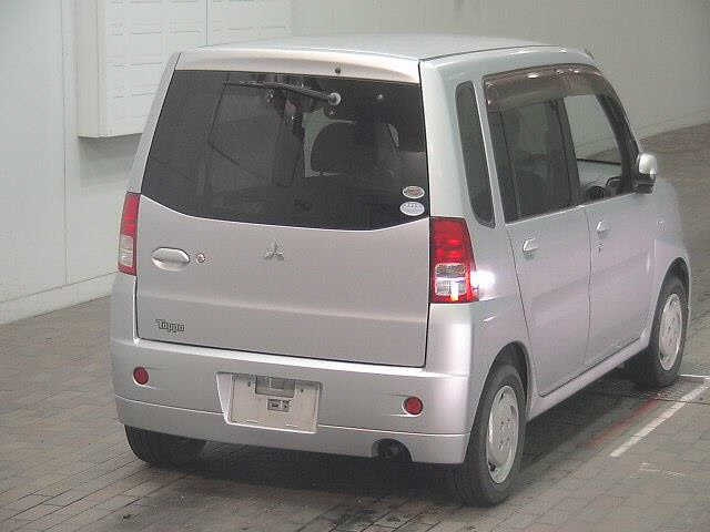 MITSUBISHI TOPPO 2010
