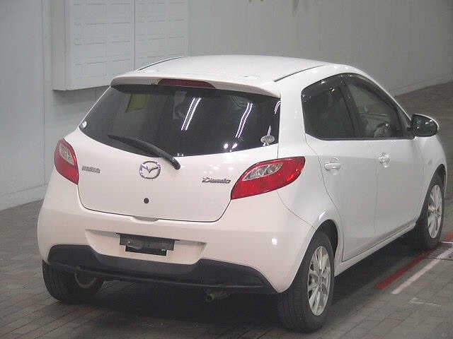 MAZDA DEMIO 2012