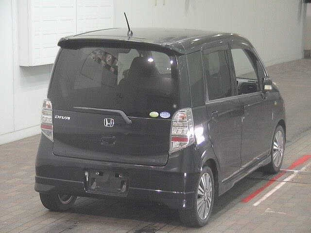 HONDA LIFE 2011