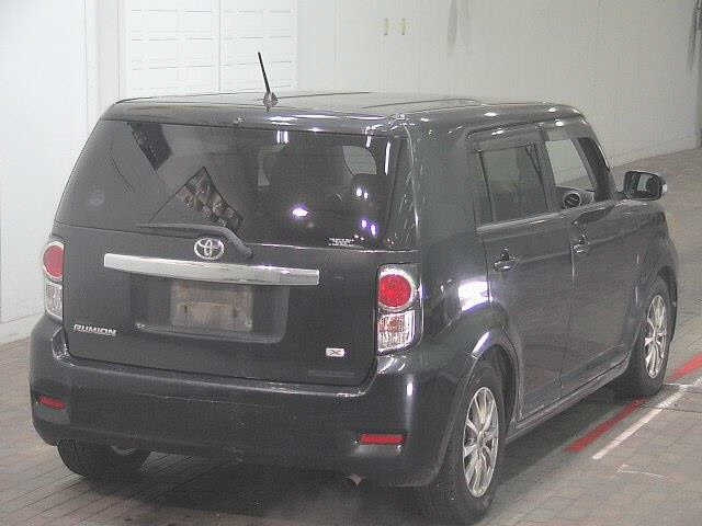 TOYOTA COROLLA RUMION 2010