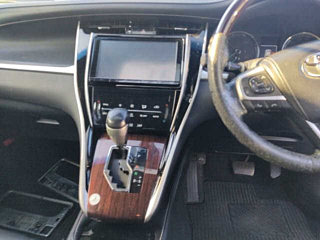 TOYOTA HARRIER 2015