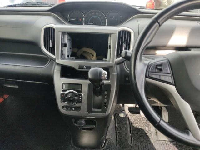 MITSUBISHI DELICA D2 2015