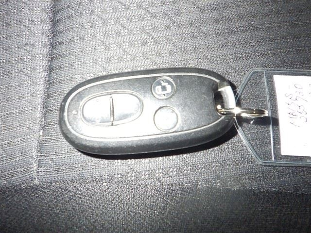 MITSUBISHI DELICA D2 2014