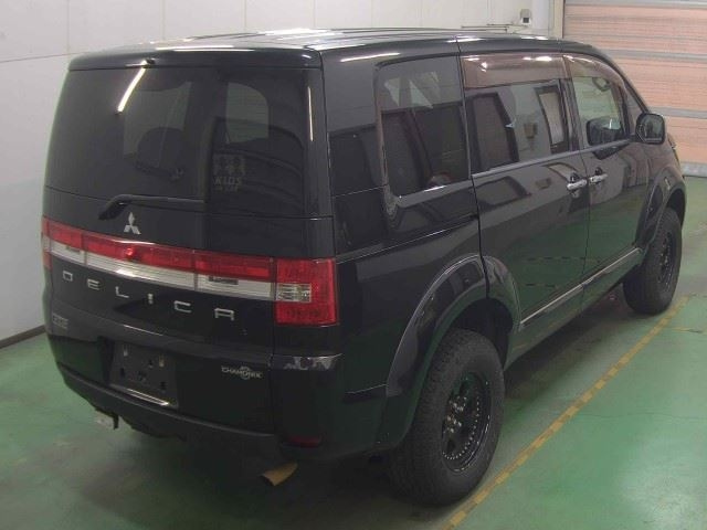 MITSUBISHI DELICA D5 2009
