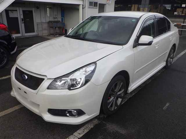 SUBARU LEGACY B4 2013