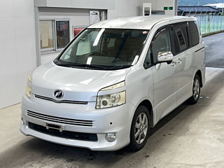 TOYOTA VOXY 2008