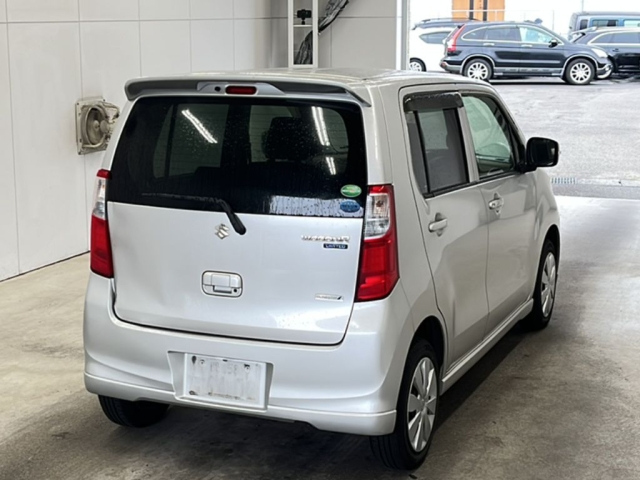 SUZUKI WAGON R 2013