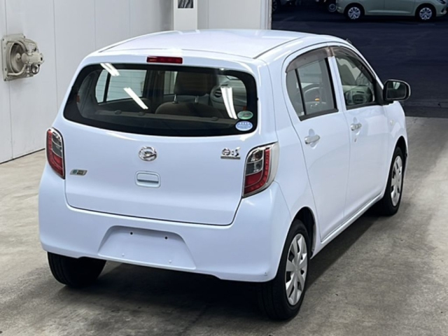 DAIHATSU MIRA E S 2012