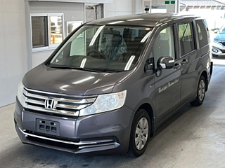 HONDA STEP WAGON 2015