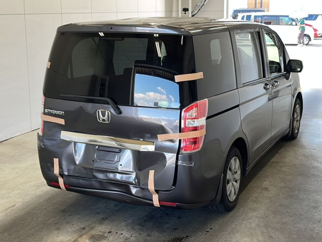 HONDA STEP WAGON 2015