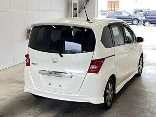 HONDA FREED 2010