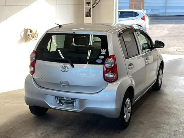 TOYOTA PASSO 2011