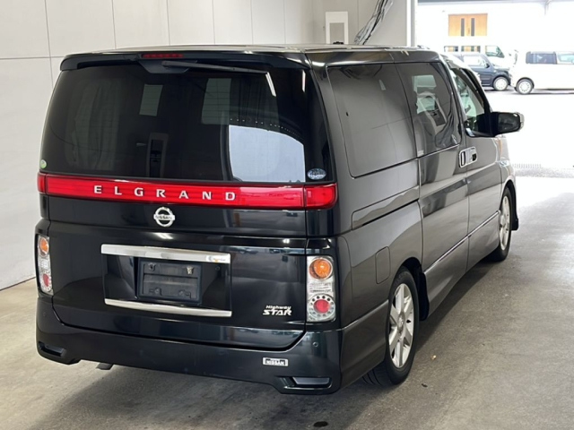 NISSAN ELGRAND 2008