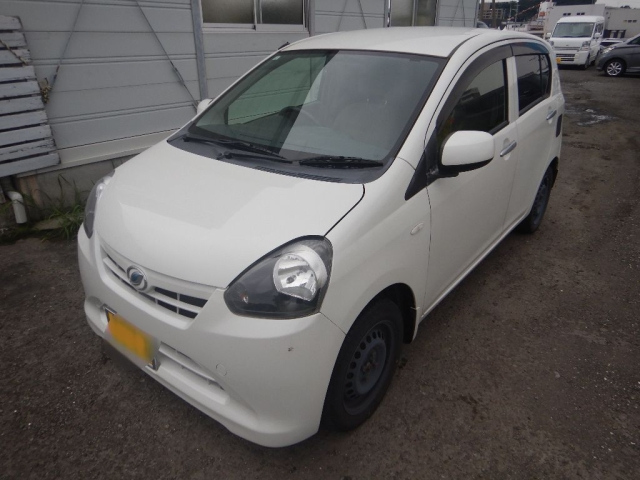 DAIHATSU MIRA E S 2011