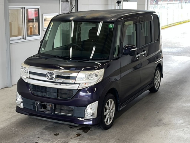 DAIHATSU TANTO 2014