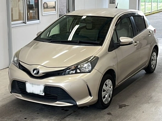 TOYOTA VITZ 2014