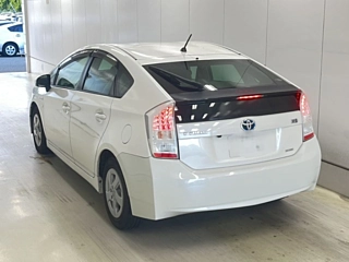 TOYOTA PRIUS 2011