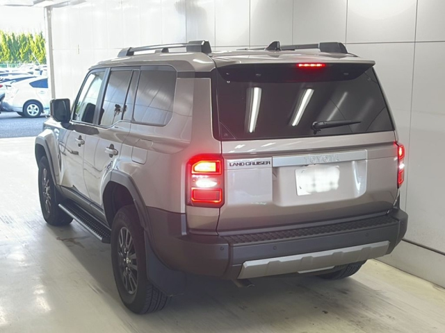 TOYOTA LAND CRUISER 2025