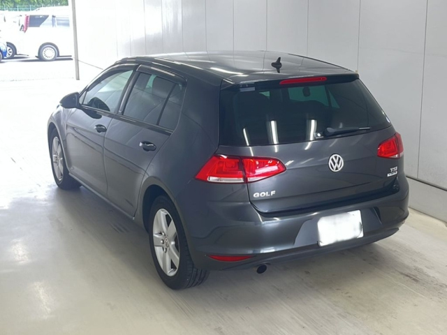 VOLKSWAGEN GOLF 2016