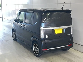 HONDA N BOX 2017