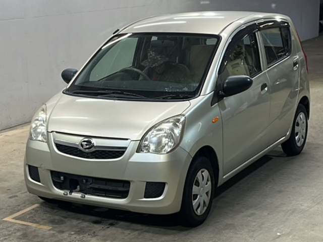 DAIHATSU MIRA 2012