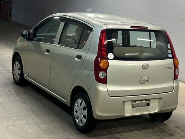 DAIHATSU MIRA 2012