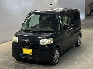 DAIHATSU TANTO 2011
