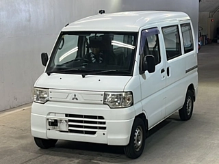 MITSUBISHI MINICAB VAN 2013