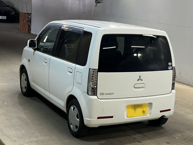 MITSUBISHI EK WAGON 2013