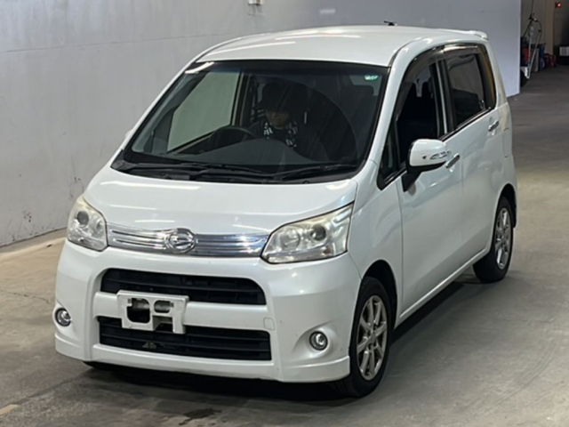 DAIHATSU MOVE 2013
