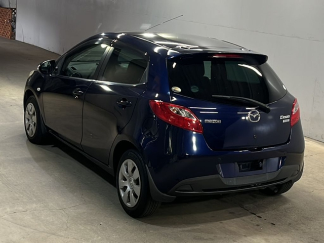 MAZDA DEMIO 2013